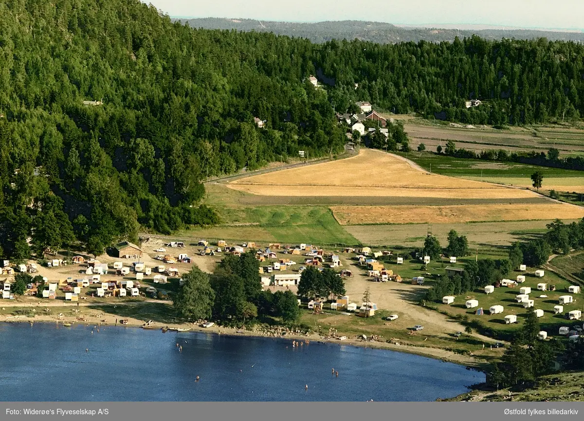 campingplass, biler, campingvogner, strand, - Østfold fylkes ...