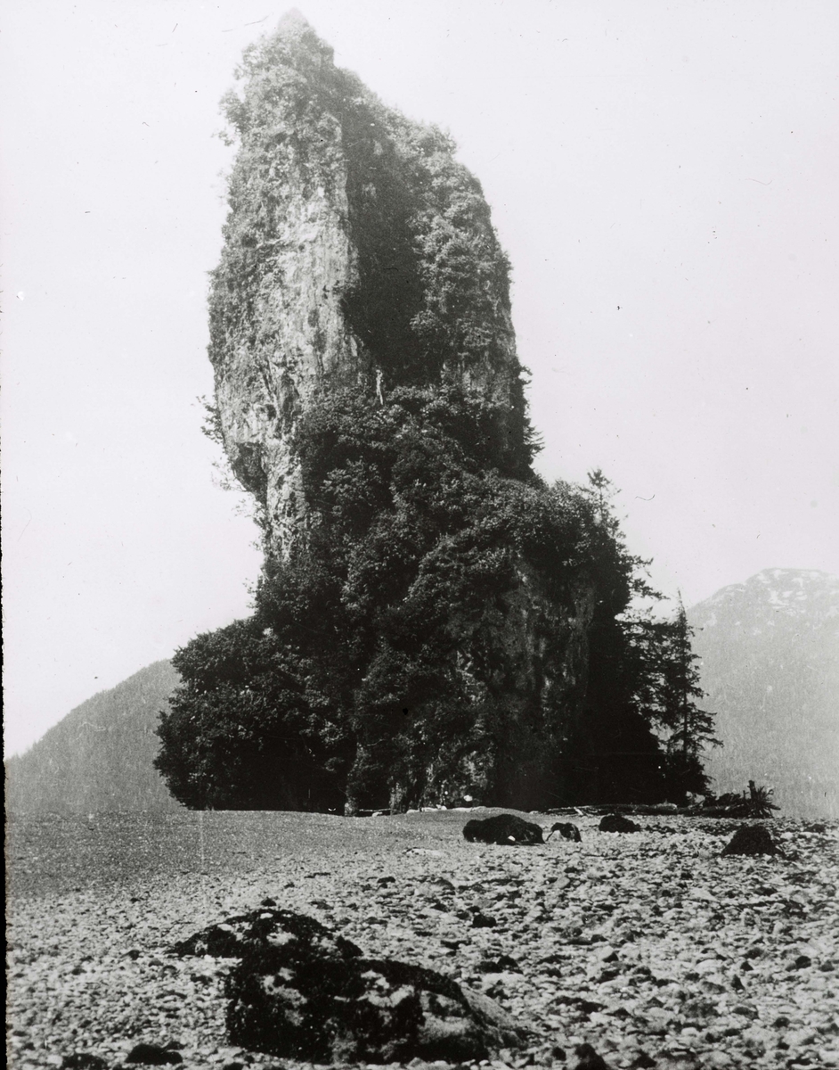 HYDROGRAFI: Eddystone Rock.75 m.S.E.Alaska.