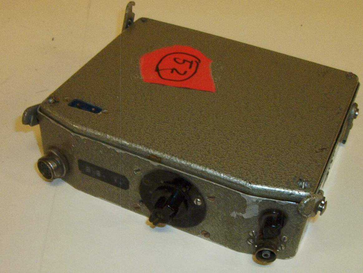Mobil/kjøretøymontert radio
(sender/mottaker)