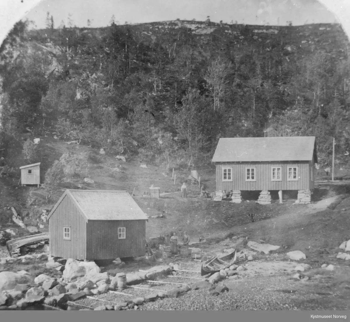 Landhandel ved Nedre Kalvik 1899 - 1911 hos innehaver Hall Steinan i Nærøy kommune