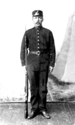 Ukjent mann i uniform