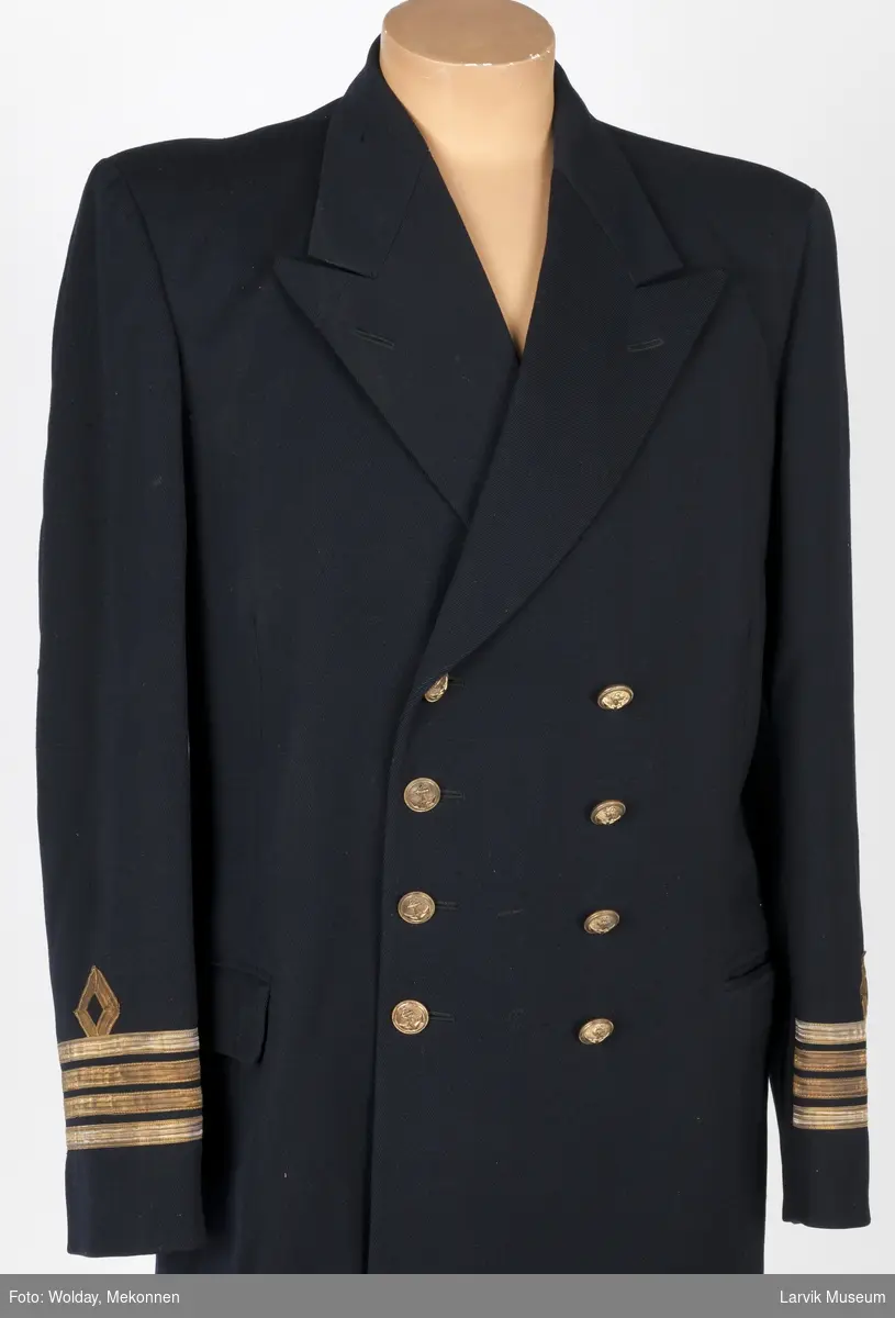 Uniform - Larvik Museum / DigitaltMuseum