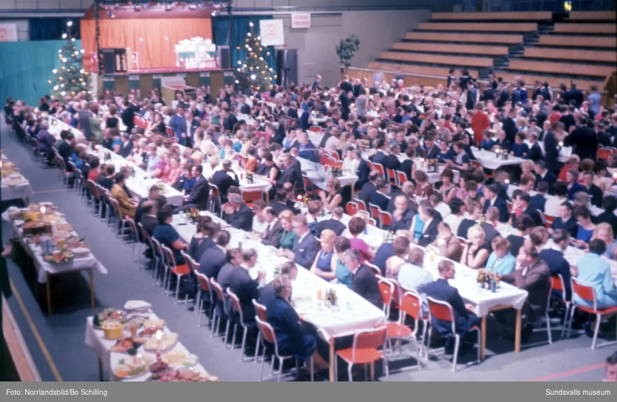 Konsums personalfest i Sporthallen 1966.