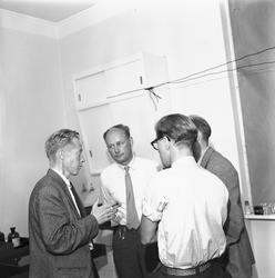 Kortslutningsforsøk på Knardal. Reportasjeopptak.