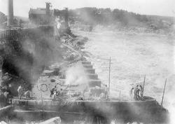 Fra utbygging av Hafslund kraftstasjon, Skjeberg, 1899. Påsk