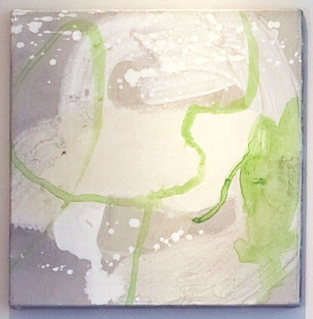 Maleriet er malt i et abstrakt-organisk formspråk, med mange lag av halvt gjennomskinnelige grønntoner mot lysere eller mer jordfargede partier. Enkelte skarpere linjer og "snitt" står i kontrast til de flytende formene. Bildene gir et sett poetiske betoninger til rommet.