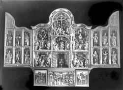 Altertavle, fra pakke merket Ringsaker