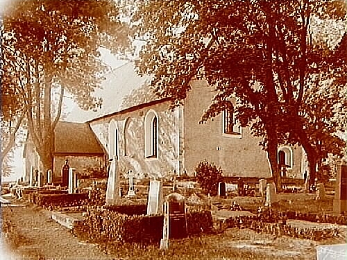 Kungs-Husby kyrka, kyrkobyggnad.