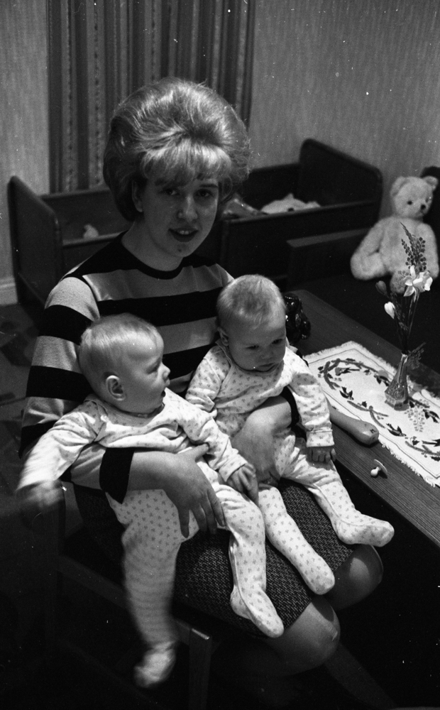 Tvillingmamma 8 april 1965