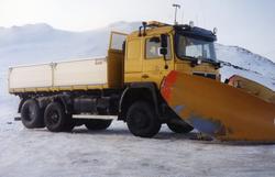 Ola Svingen med ny lastebil i brøyting på Hemsedalsfjellet i