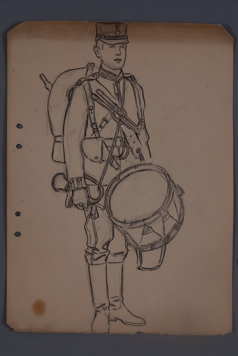 Uniformsskiss av trumslagare, teckning av Einar von Strokrich.