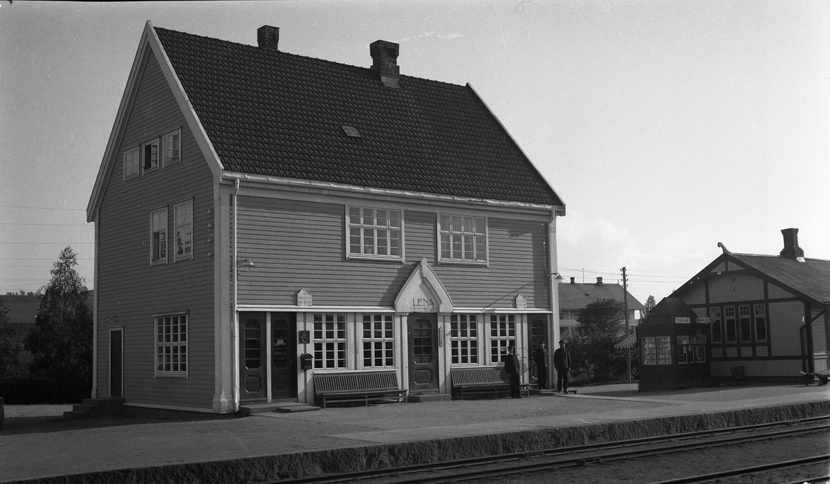 Lena jernbanestasjon ca. 1935.
