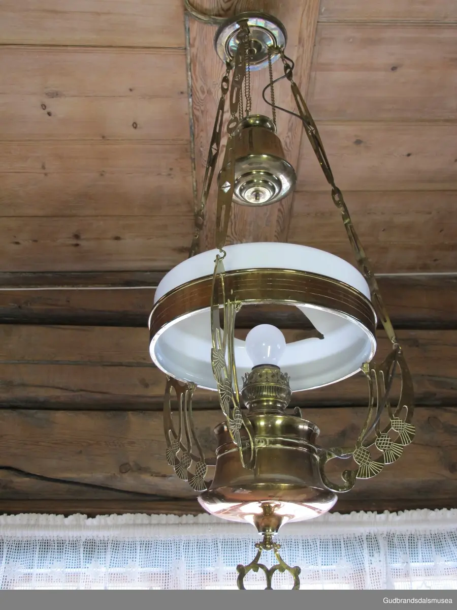 Lampe gudbrandsdalsmusea as / digitaltmuseum