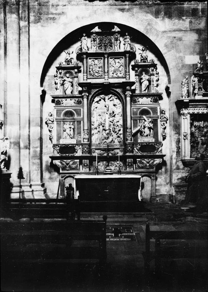 Skioptikonbild med motiv från Kirche St. Peter.
Bilden har förvarats i kartong märkt: Resan 1908. Amberg. XXX.