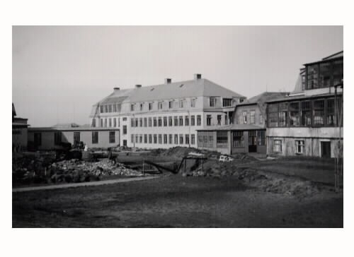 Flera av byggnaderna på Kustsanatoriet Apelviken. Bilden är  tagen före 1935.