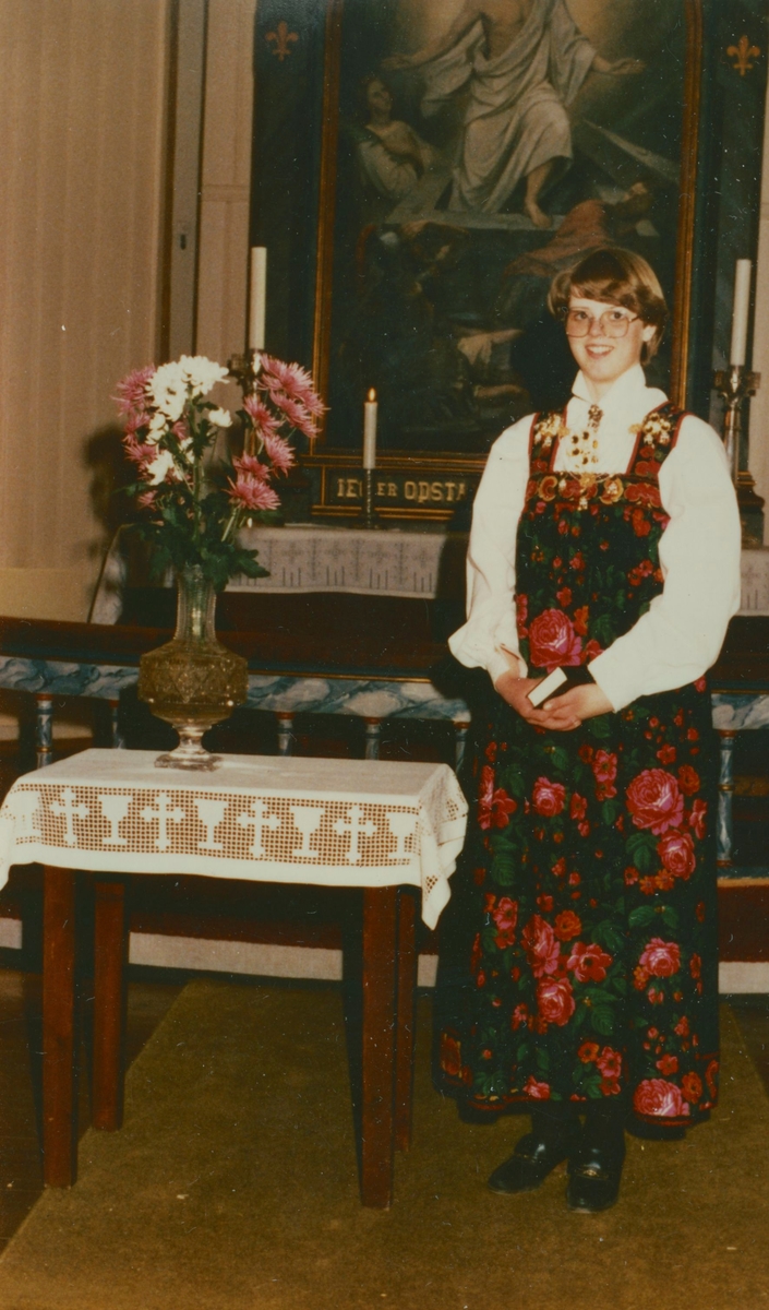 Konfirmant Gunn Astrid Ivarsdtr. Kinnebergbråten, 1981