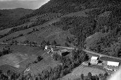 Flyfoto: Søndre Utheim i Bardu 1956