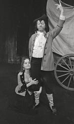 Nationaltheatret. Hovedscenen..POLLY av Peter Hacks. Premier