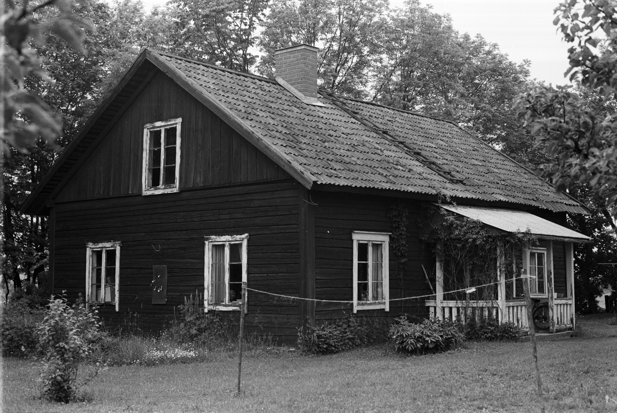 Magasin och drängkammare, Börsta 2:1, Tuna socken, Uppland 1987