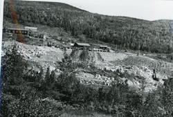 Oppstart av pukkverket  i Kaslegrasmyro  Hol.
bilde er tatt