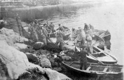 dublett -- Sildefiske i Blomvika.
Bilde fra fotoinnsamlinga 