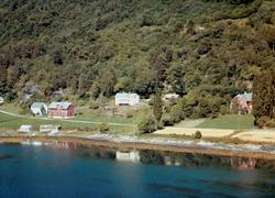 Flyfoto. Parti fra Stangvik, Surnadal kommune. Bildet er dat