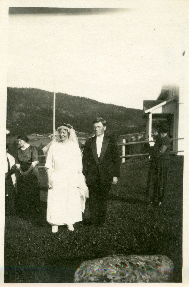 Anne og Olav Lundene.