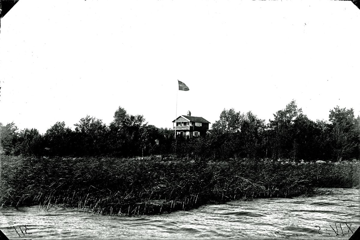 Barkmans villa (från sjön).