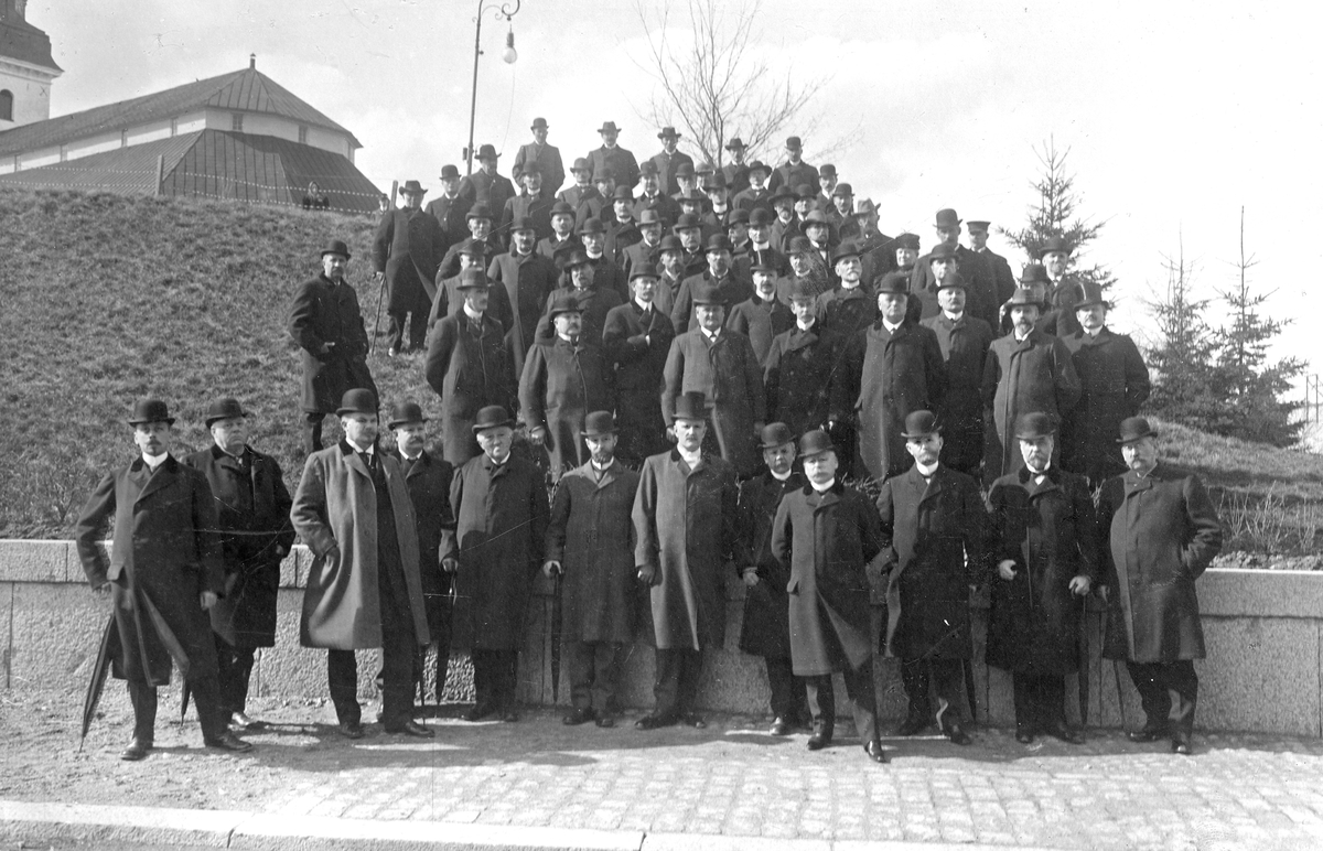 Föreläsare & deltagare i fattigvårdskursen i Köping, 1910.