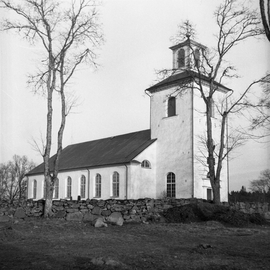 Foto av Hjortsberga kyrka.