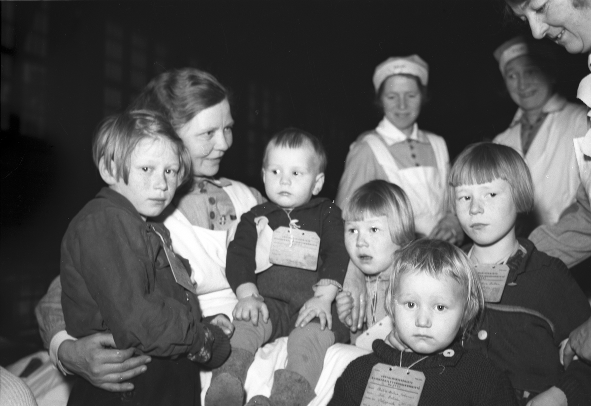 Finska barn i Gävle. 1947. - Länsmuseet Gävleborg / DigitaltMuseum