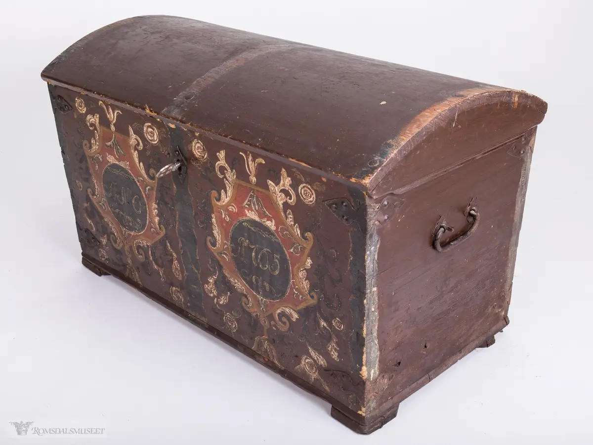 Elipser (2 stk), m/rocailler omkring