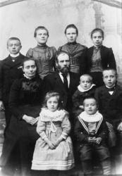 Hans Iversen, Lekangen i Tranøy med familie.