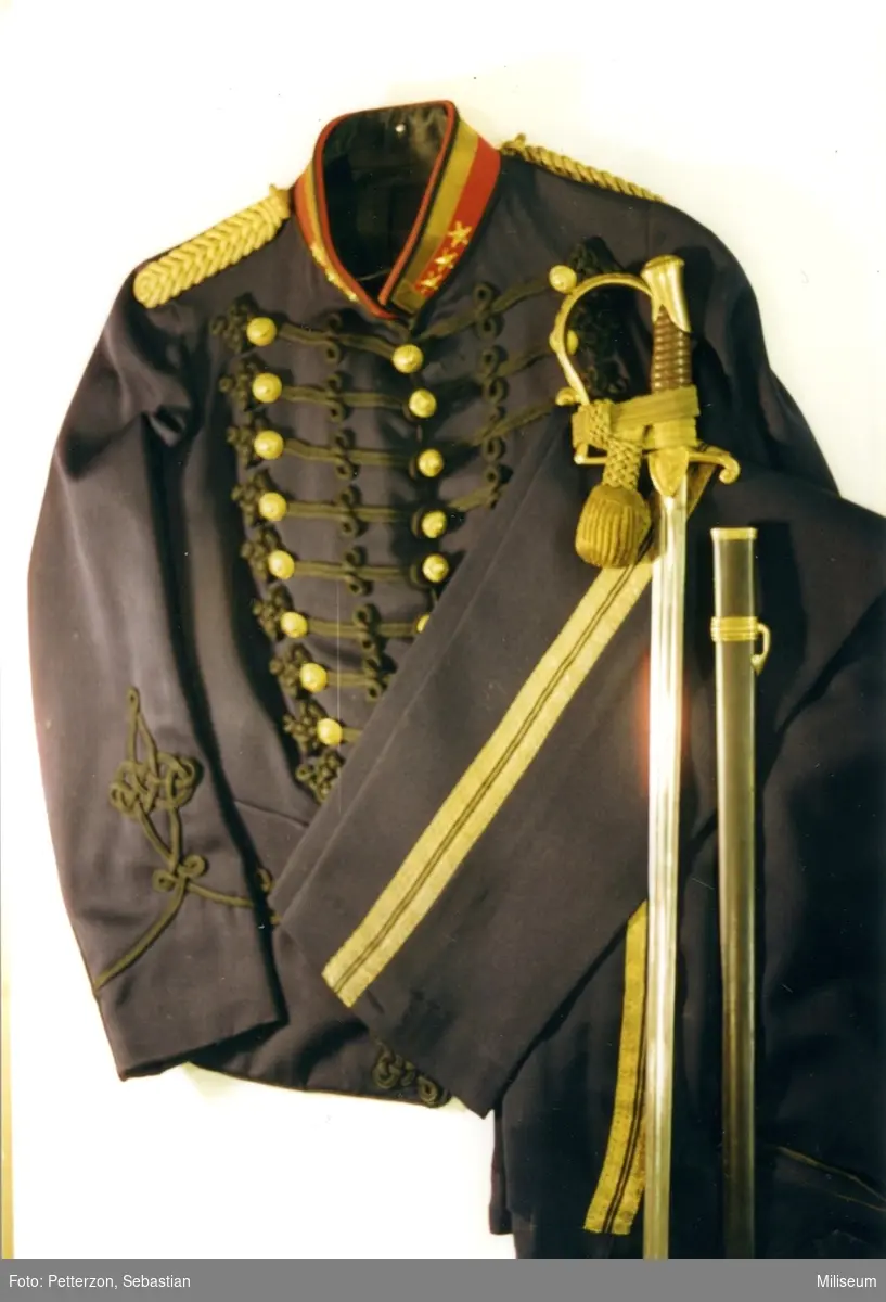 Uniformspersedlar för överste vid A 6, ca 1900.