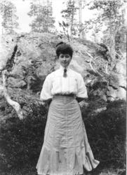 Ukjend kvinne ved Pollfossen?