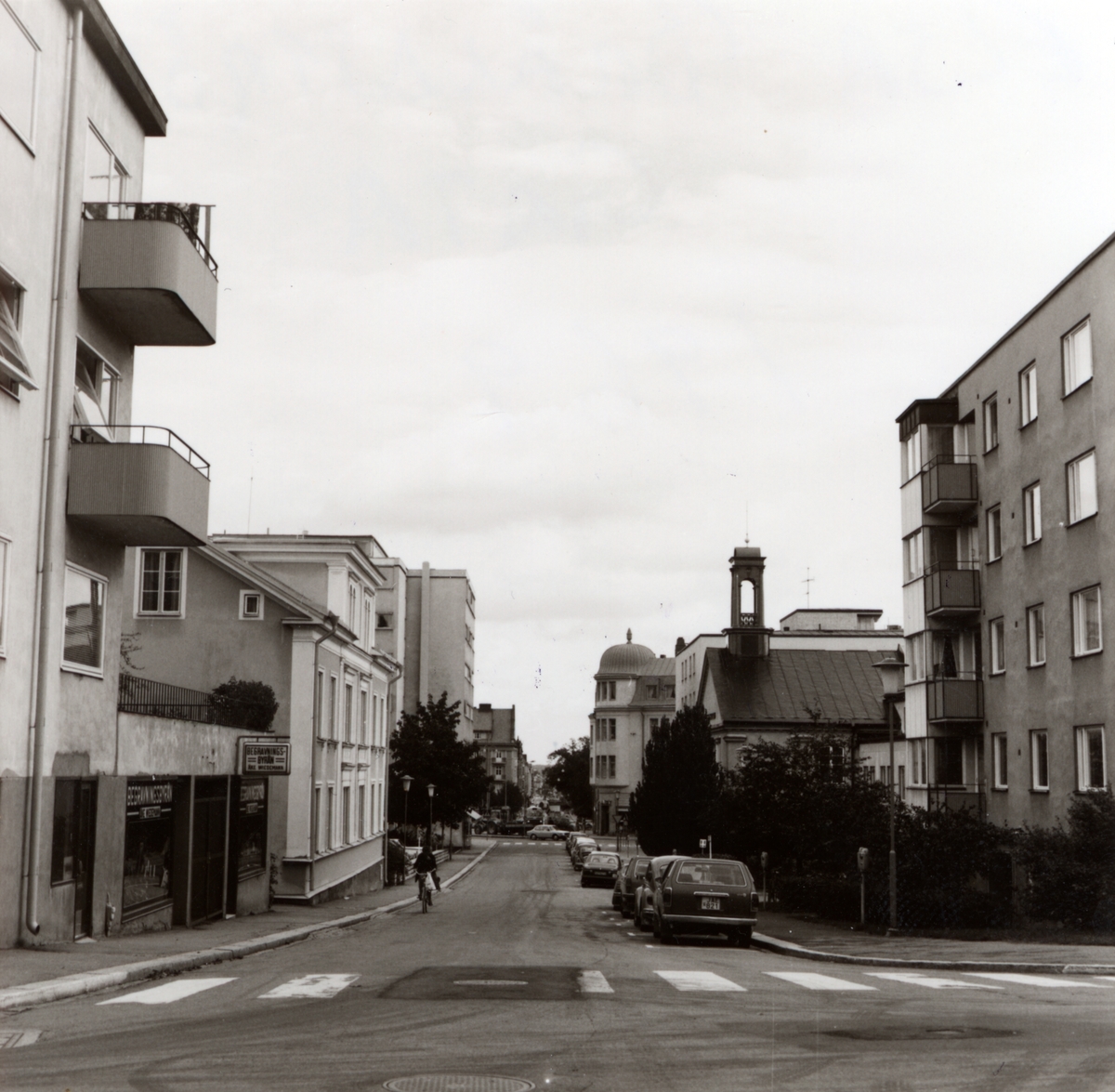 Elsa Brändströms gata sedd österut från Barnhemsgatan.