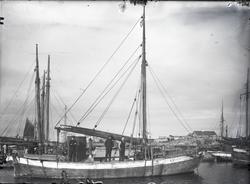 Fiskeskøyte Reg. R.327