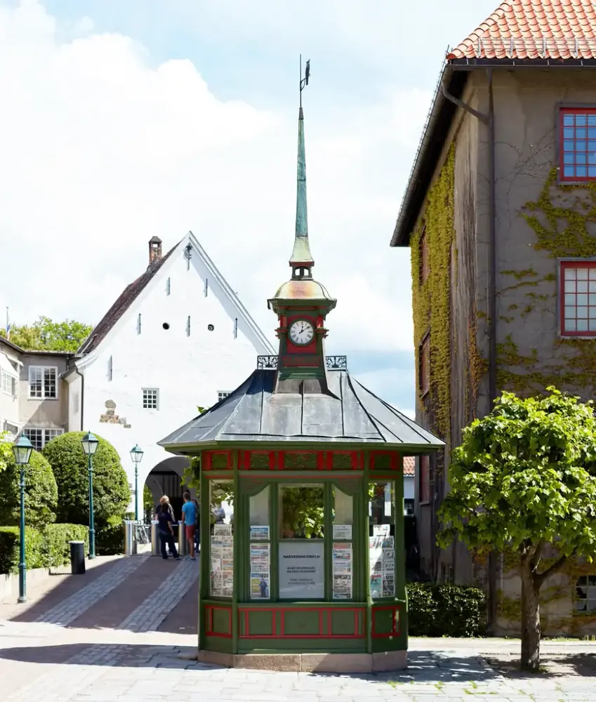 Tårnkiosken ved Torget på Norsk Folkemuseum.