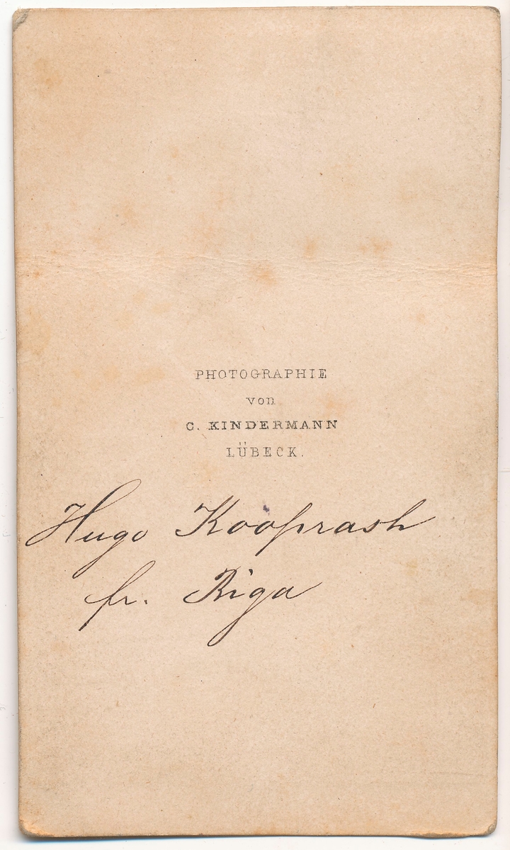 Baksidan på vykort av Hugo Kooprasch från Riga.