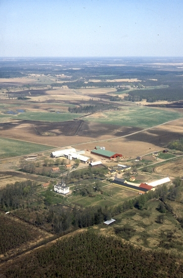 Flygfoto över Stora Bjurum.