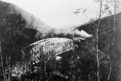 Bru over Hellarmosund