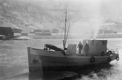 Jernbanekaia med div. båter.