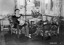 Interiør fra arbeiderstue, Folldal,