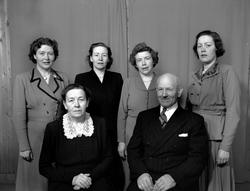 Ågot og Emil Eide med døttrene:
Ellen,Ingeborg, Oddlaug og K