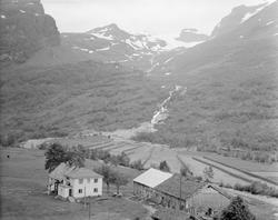 Norsk landbruks jubileumsutstilling 1959. Gårdsbruk, fra den