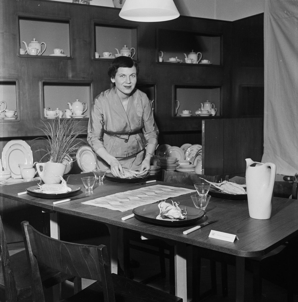 Presenta, dukade bord, Uppsala, september 1954