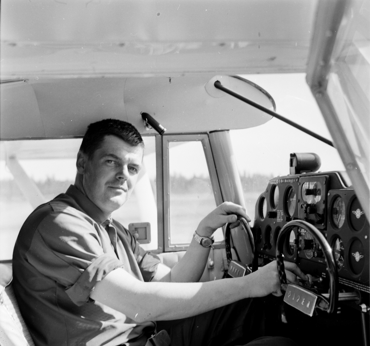Laurin Roland,
Polis,flygare,
17 Maj 1966