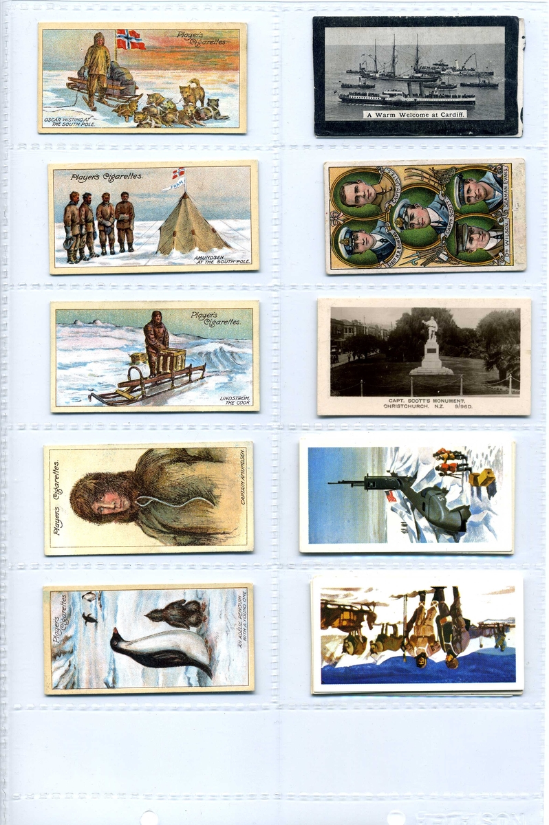 25 samlarkort i serien "Polar Exploration, 2nd series of 25" från tobaksbolaget John Player & Sons. Motiv i form av tecknade porträtt och scener ur polarhistorien, samt ett antal udda av andra utgivare. placerade i tre plastark med fickor.