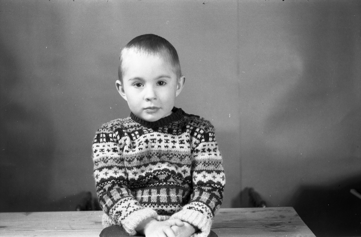 Kjell Røisli - Portrett november/desember 1944.