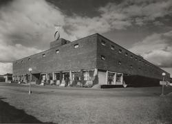 Vinmonopolets hovedanlegg på Hasle [Fotografi]